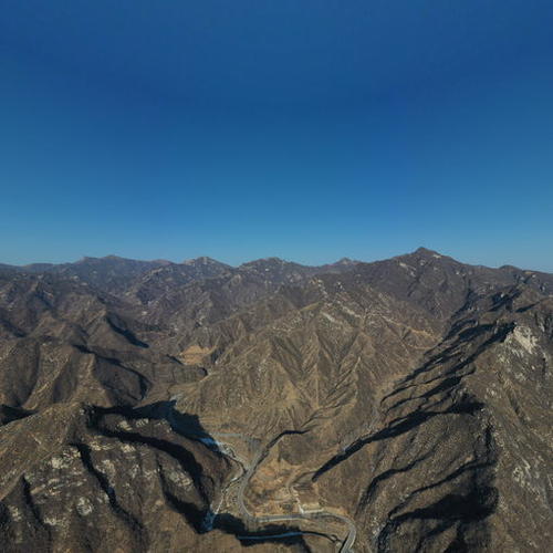 河北圣露山泉水厂区百米高空全景图