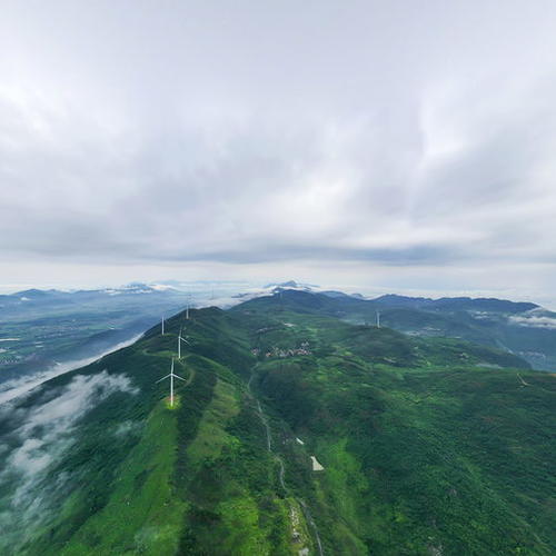 筠山⛰️风剪云